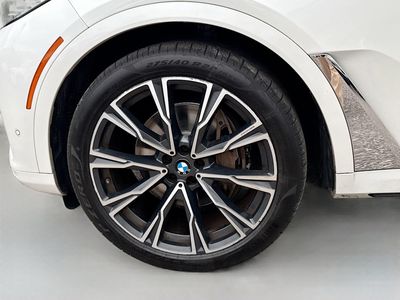 2021 BMW X7 - Photo 43