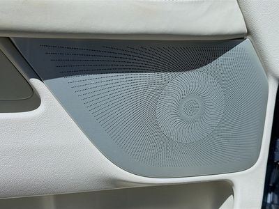 2021 Lincoln Navigator - Photo 23