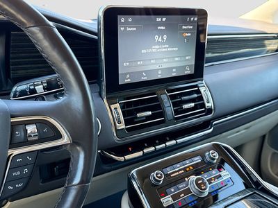 2021 Lincoln Navigator - Photo 26