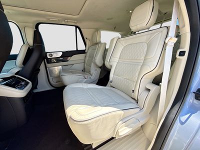 2021 Lincoln Navigator - Photo 20