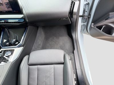 2025 BMW X3 - Photo 18