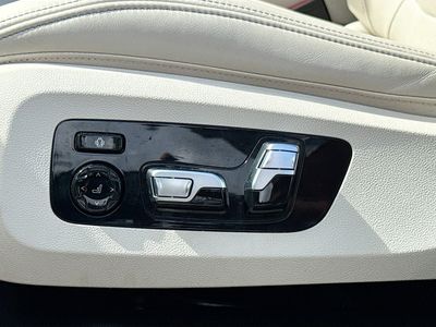 2025 BMW X7 - Photo 27