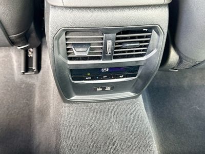 2025 BMW 3 Series - Photo 20