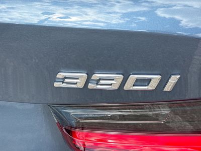 2025 BMW 3 Series - Photo 11
