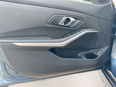 2025 BMW 3 Series - Photo 22