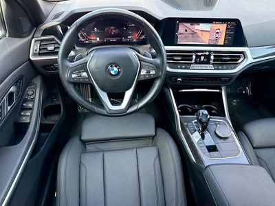 2021 BMW 3 Series - Photo 16