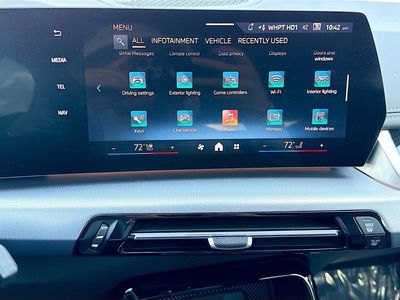 2025 BMW X1 - Photo 29
