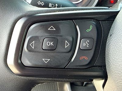 2025 Jeep Wrangler - Photo 34