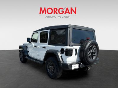 2025 Jeep Wrangler - Photo 5