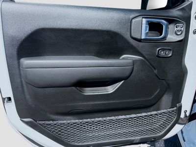 2025 Jeep Wrangler - Photo 20