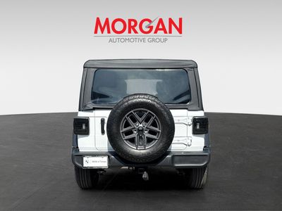 2025 Jeep Wrangler - Photo 4