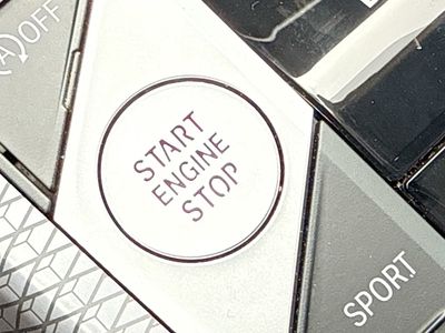 2025 BMW 3 Series - Photo 37