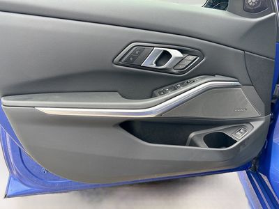 2025 BMW 3 Series - Photo 22