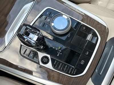 2020 BMW X7 - Photo 31