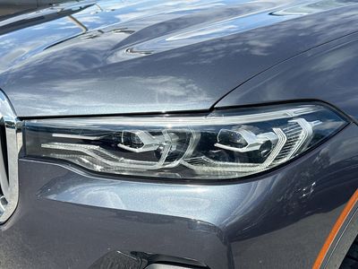 2020 BMW X7 - Photo 9