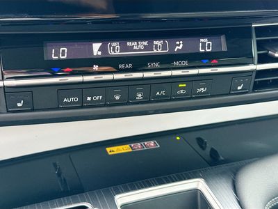 2025 Toyota Sienna - Photo 34