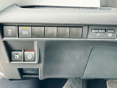 2025 Toyota Sienna - Photo 35