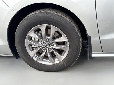 2025 Toyota Sienna - Photo 42