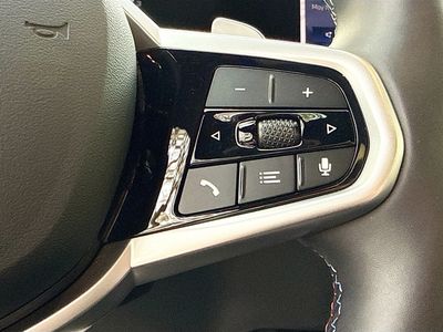2025 BMW 3 Series - Photo 39