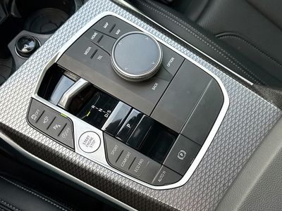 2025 BMW 3 Series - Photo 29