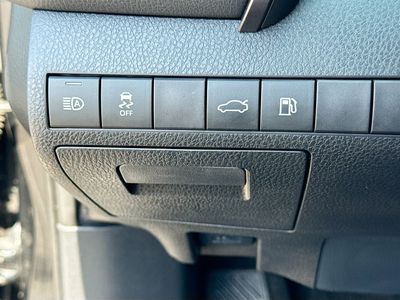 2018 Toyota Camry - Photo 34