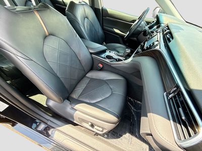 2018 Toyota Camry - Photo 14