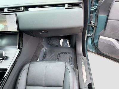 2026 Land Rover Range Rover Velar - Photo 18