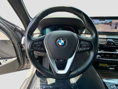2021 BMW 5 Series - Photo 37