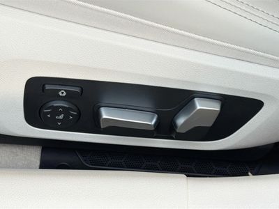 2026 BMW 8 Series - Photo 24