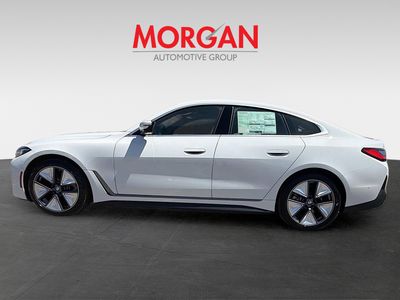 2026 BMW i4 - Photo 6