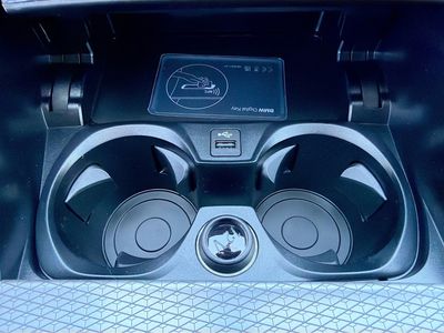 2026 BMW i4 - Photo 30