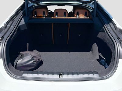 2026 BMW i4 - Photo 11