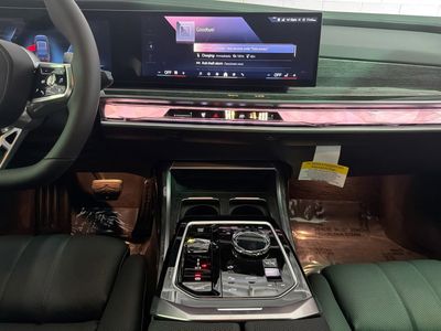 2026 BMW 7 Series - Photo 18