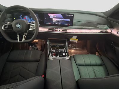2026 BMW 7 Series - Photo 15