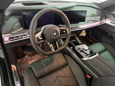 2026 BMW 7 Series - Photo 24