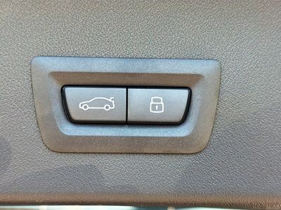 2026 BMW X3 — photo 12 view