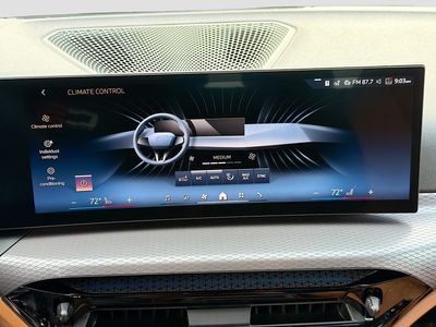 2026 BMW i4 - Photo 34