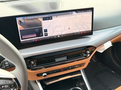 2026 BMW i4 - Photo 27