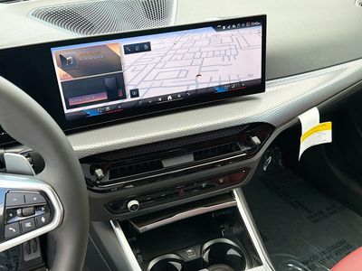 2026 BMW 3 Series - Photo 28