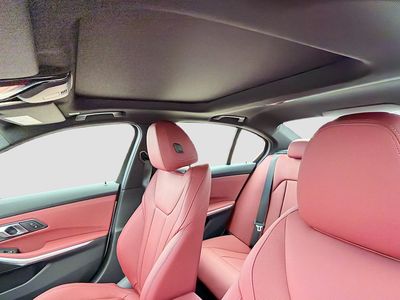 2026 BMW 3 Series - Photo 27