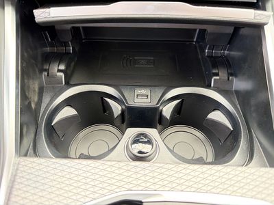 2026 BMW 3 Series - Photo 31