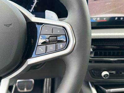 2026 BMW 3 Series - Photo 39