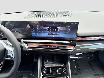 2027 BMW 5 Series - Photo 19