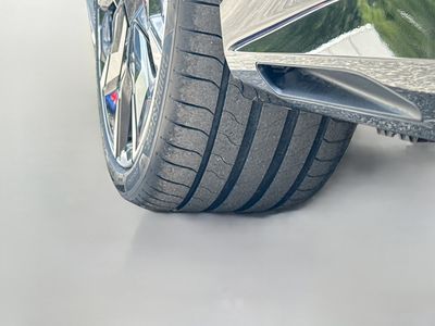 2027 BMW 5 Series - Photo 42