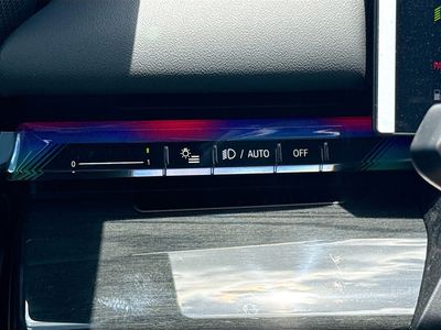 2027 BMW 5 Series - Photo 35