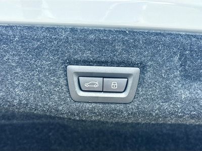 2027 BMW 5 Series - Photo 13