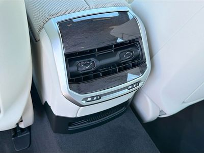 2026 BMW 7 Series - Photo 20