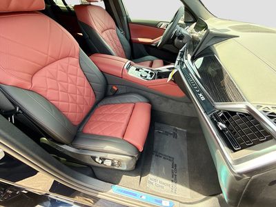 2027 BMW X6 - Photo 14