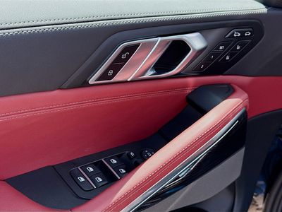 2027 BMW X6 - Photo 22