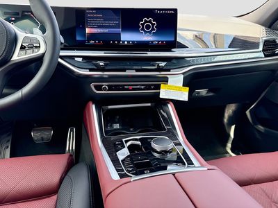 2027 BMW X6 - Photo 18